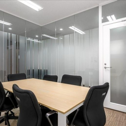 Serviced offices to lease in Fukuoka