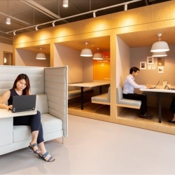 Serviced office centres to rent in Singapore