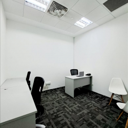 Serviced office to let in Singapore