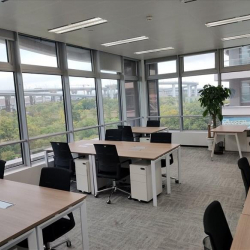 Office spaces to let in Shanghai