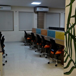 Office accomodation to lease in Noida