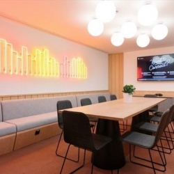 Serviced office to let in Wuhan