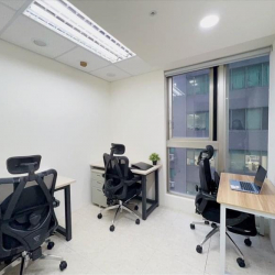 Offices at No. 62, Nanjing West Road, 7th Floor