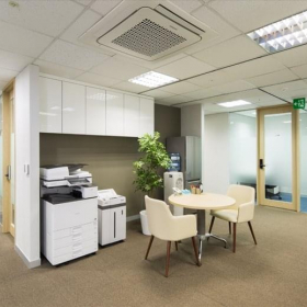 Executive offices to let in Seoul. Click for details.