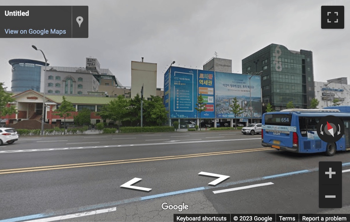 Street View image of 303, Gonghang-daero, Gangseo-gu, 1-6 Floor, Seoul