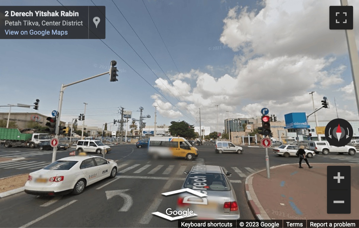 Street View image of Jabotinsky 2, Derech Yitshak Rabin, BSR CITY Petah Tikva